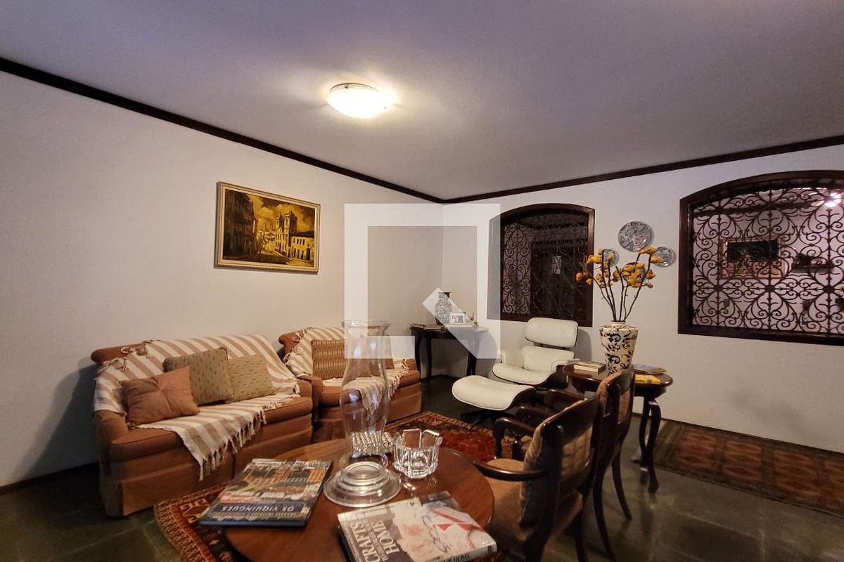 Casa à Venda - Jardim Santana, 5 Quartos,  2234 m2 em , Campinas - sp | SoloBR
