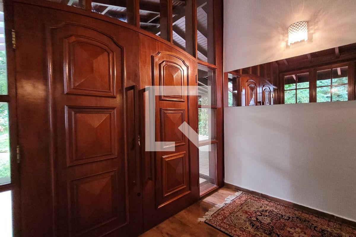 Casa à Venda - Jardim Santana, 5 Quartos,  2234 m2 em , Campinas - sp | SoloBR