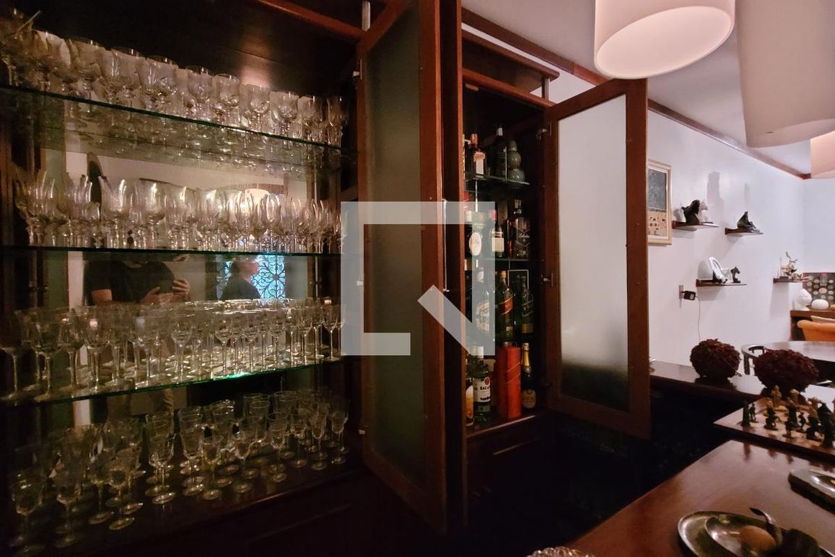 Casa à Venda - Jardim Santana, 5 Quartos,  2234 m2 em , Campinas - sp | SoloBR