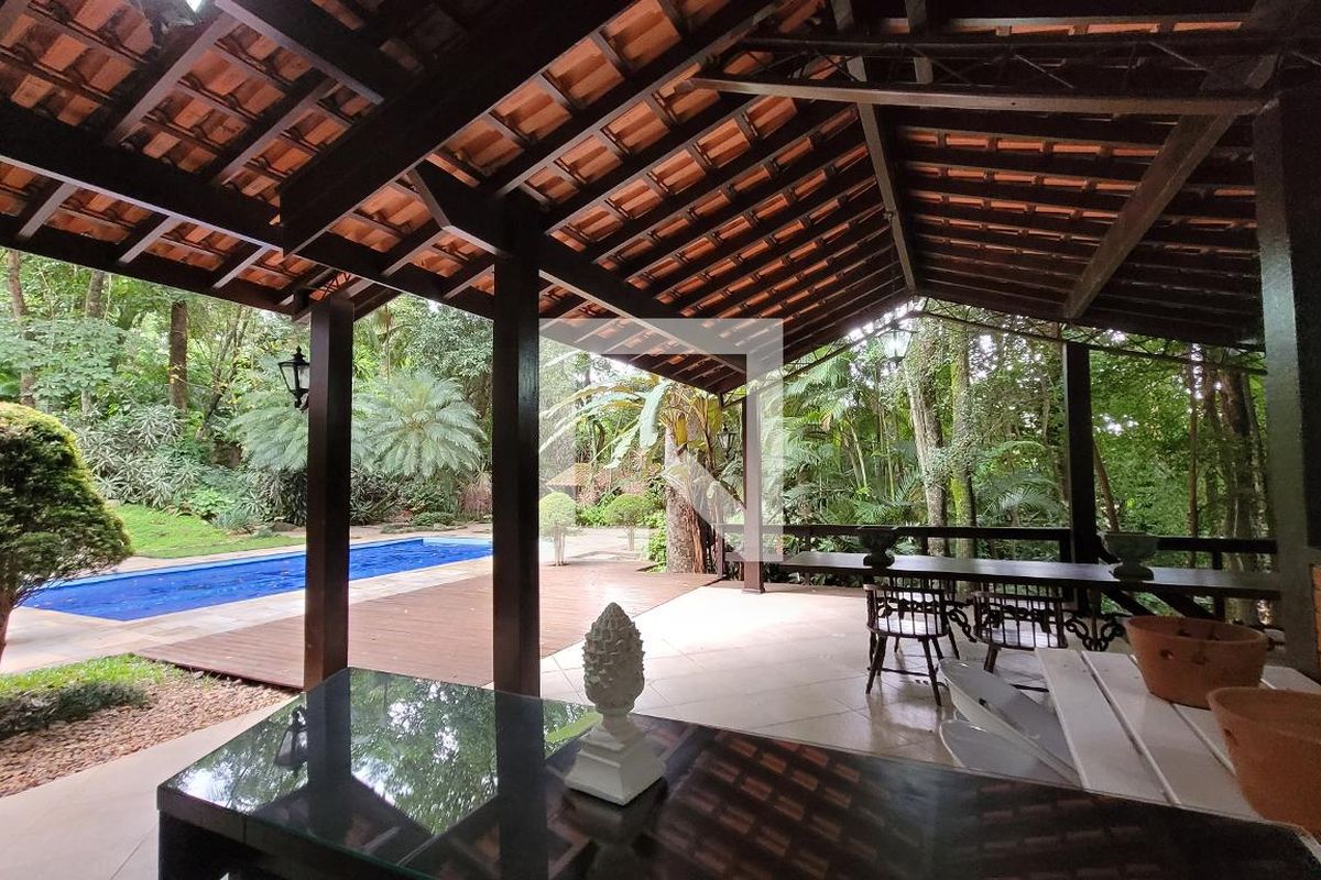 Casa à Venda - Jardim Santana, 5 Quartos,  2234 m2 em , Campinas - sp | SoloBR