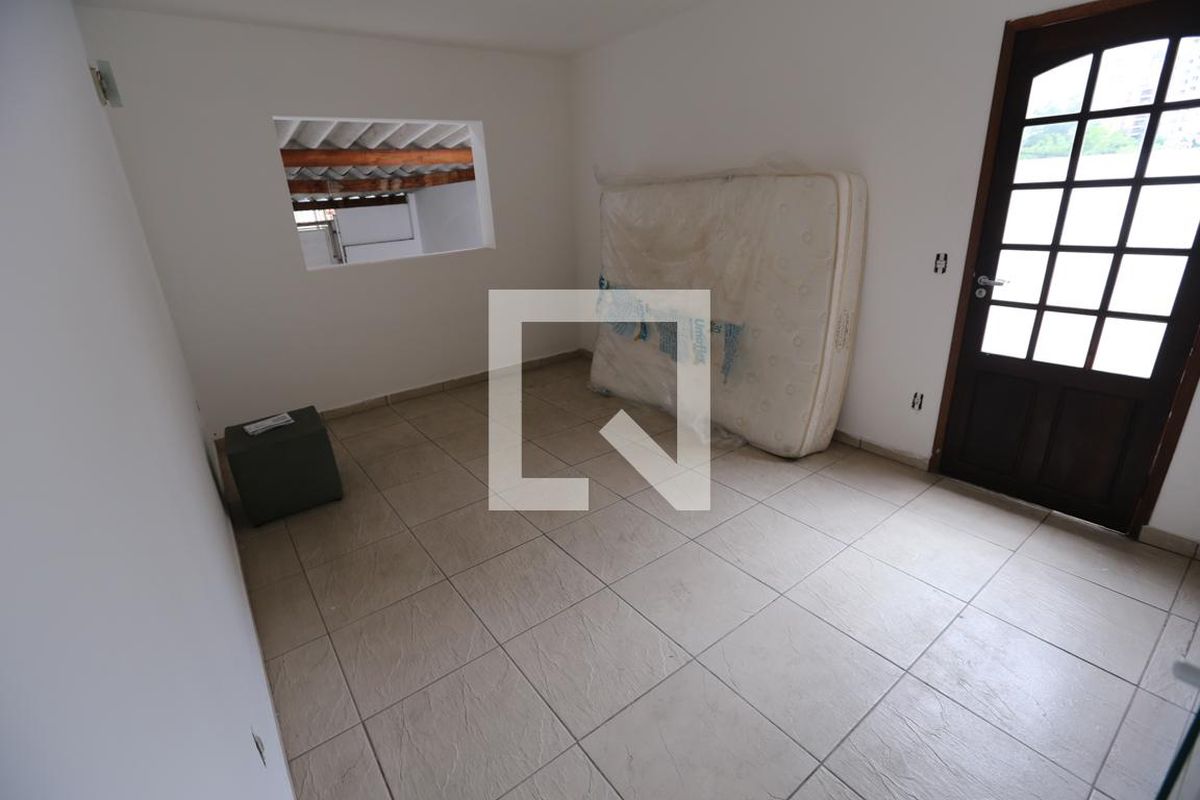 Casa, 3 quartos, 220 m² - Foto 6