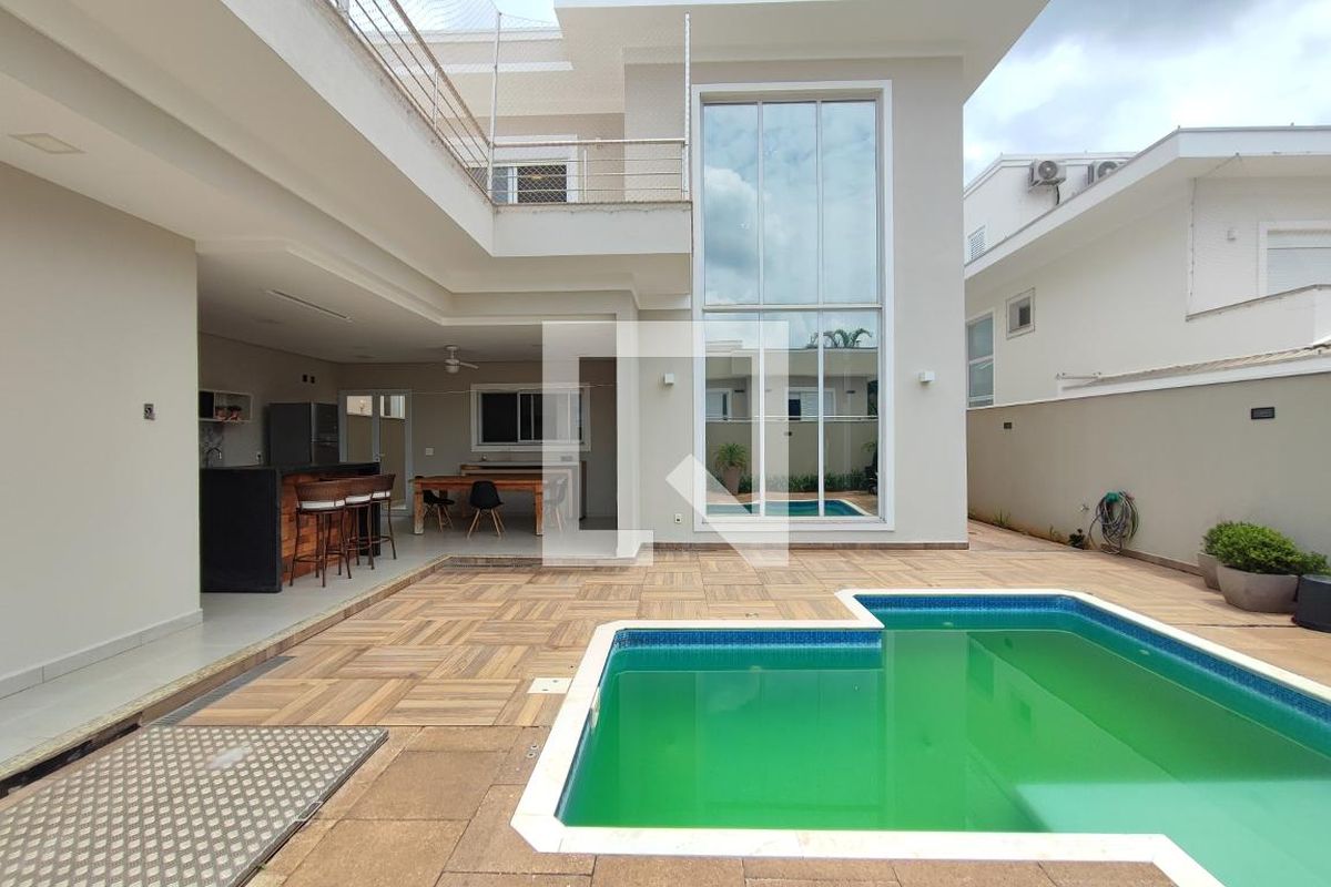 Casa à Venda - Swiss Park, 4 Quartos,  267 m2 em , Campinas - sp | SoloBR