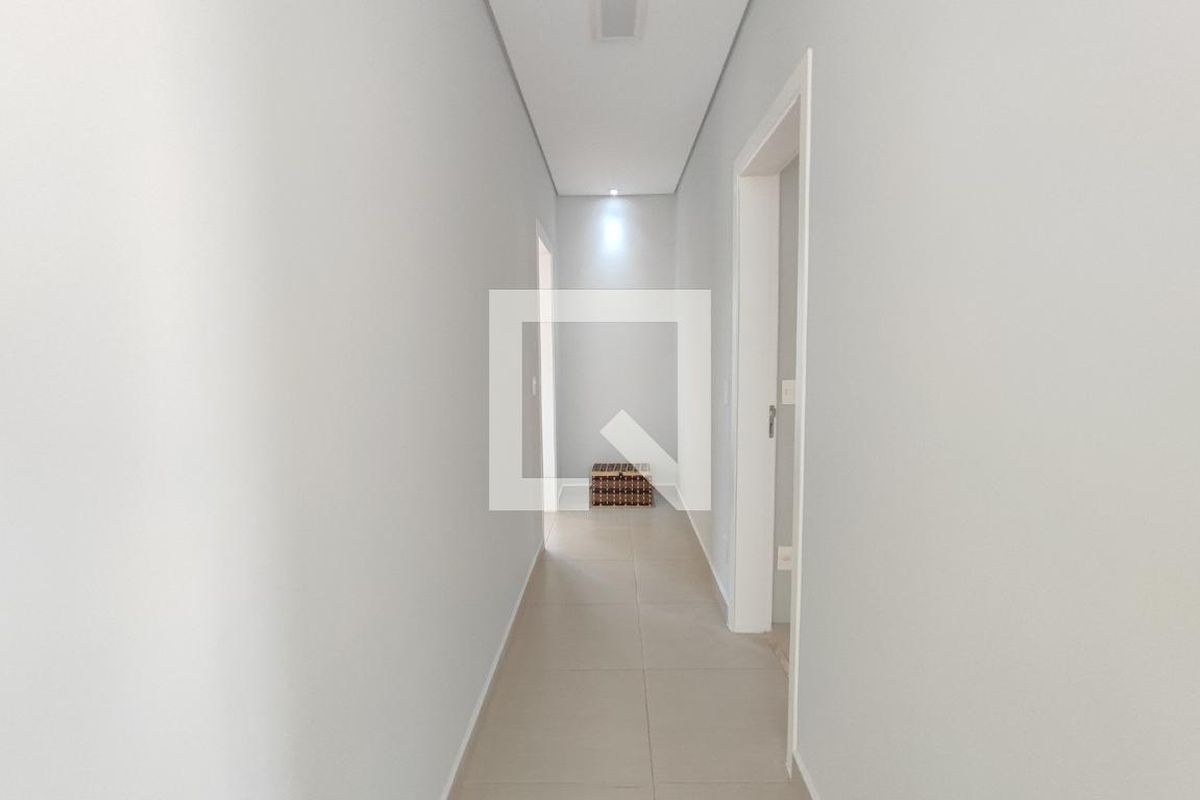 Casa à Venda - Swiss Park, 4 Quartos,  267 m2 em , Campinas - sp | SoloBR