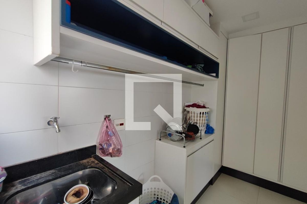 Casa à Venda - Swiss Park, 4 Quartos,  267 m2 em , Campinas - sp | SoloBR