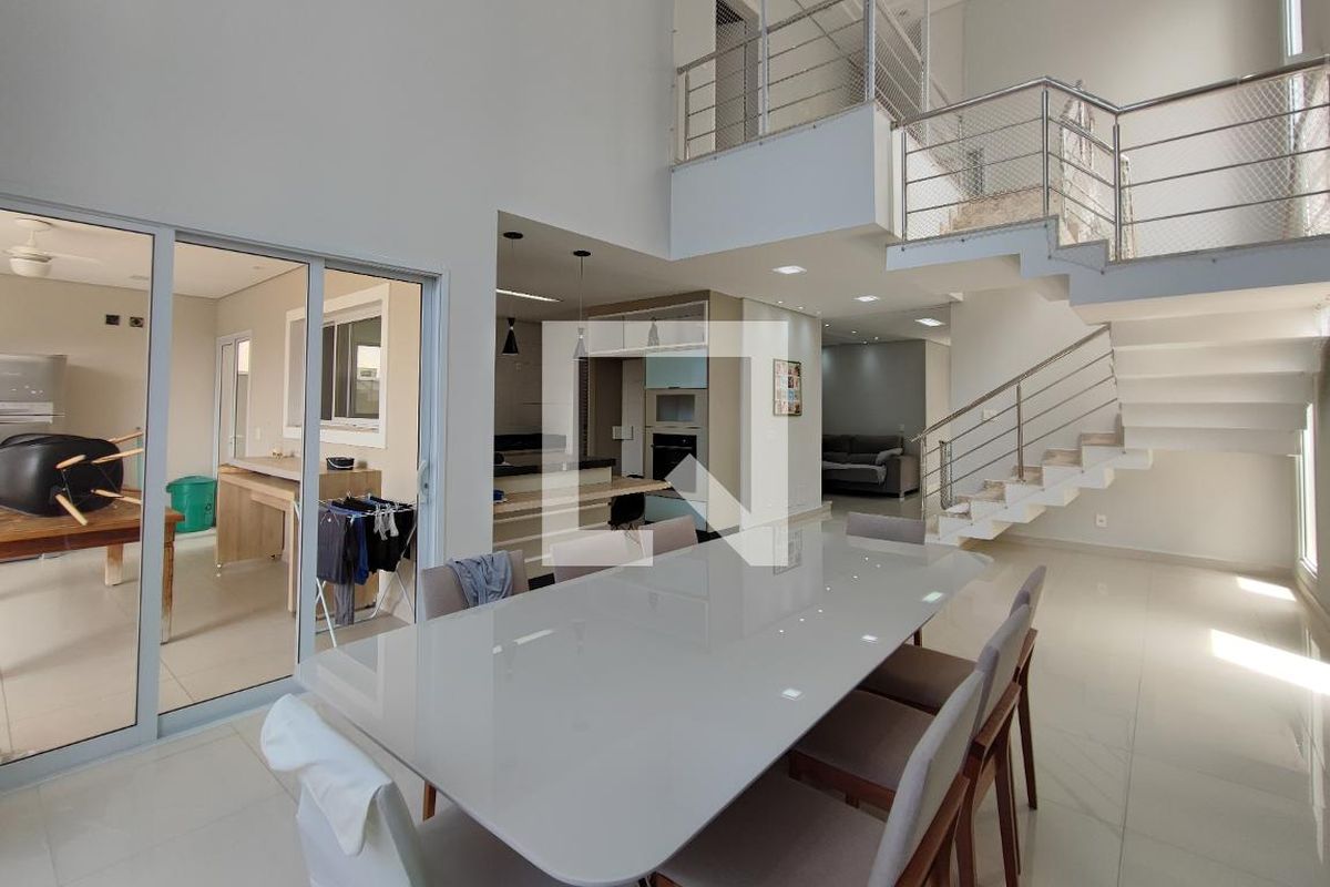 Casa à Venda - Swiss Park, 4 Quartos,  267 m2 em , Campinas - sp | SoloBR
