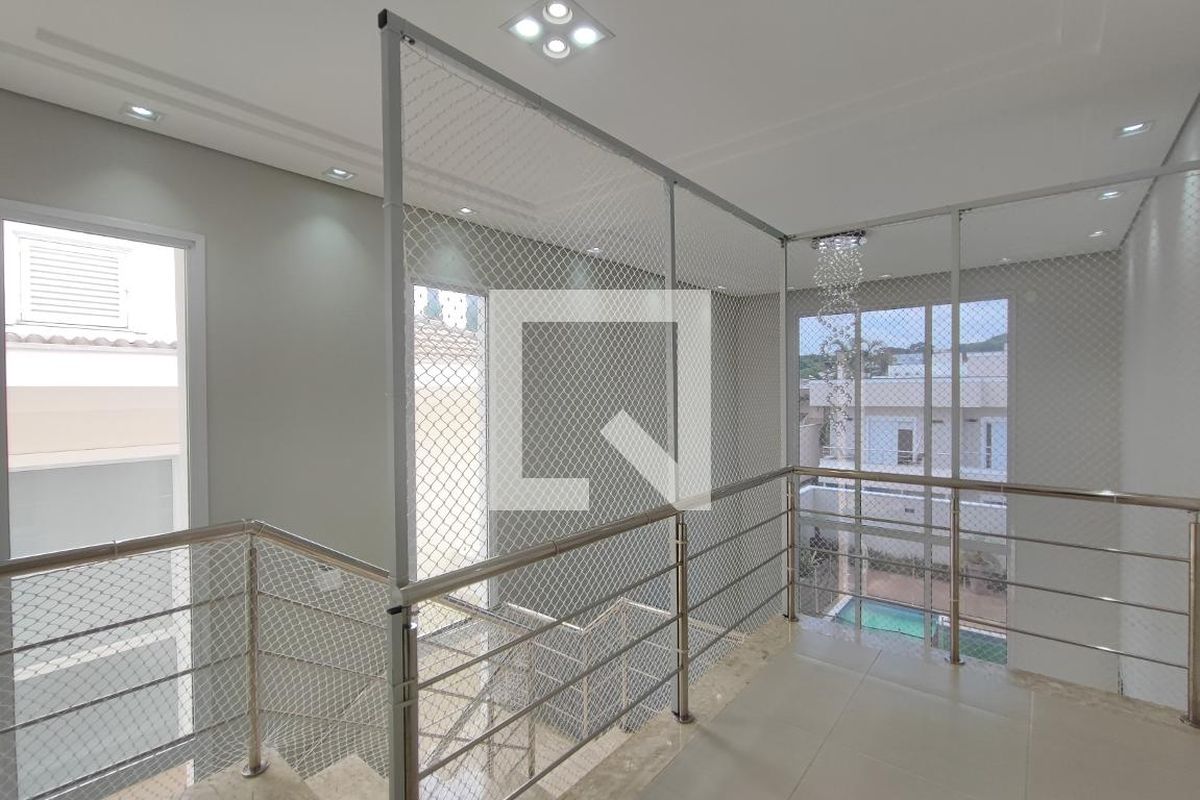 Casa à Venda - Swiss Park, 4 Quartos,  267 m2 em , Campinas - sp | SoloBR