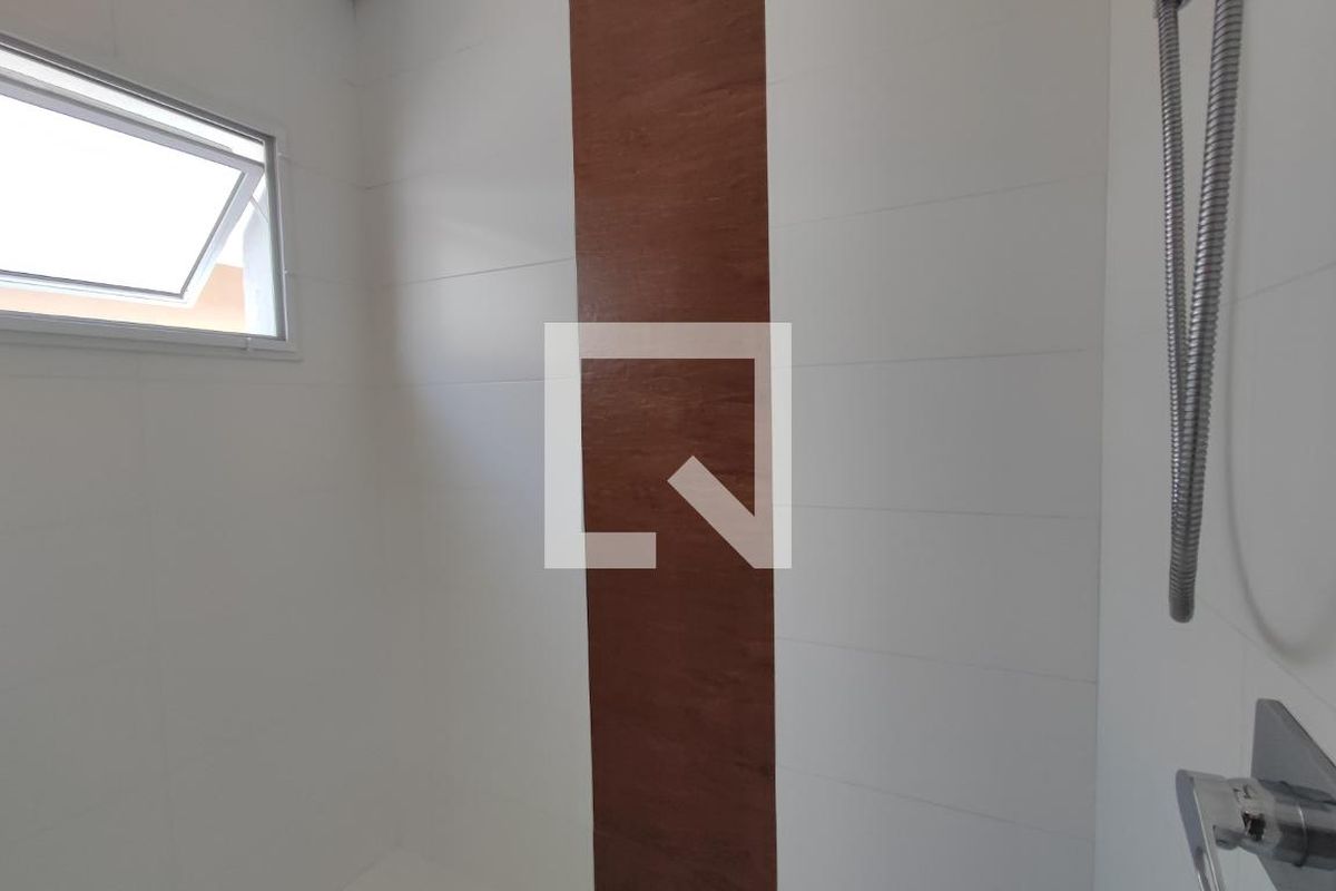 Casa à Venda - Swiss Park, 4 Quartos,  267 m2 em , Campinas - sp | SoloBR