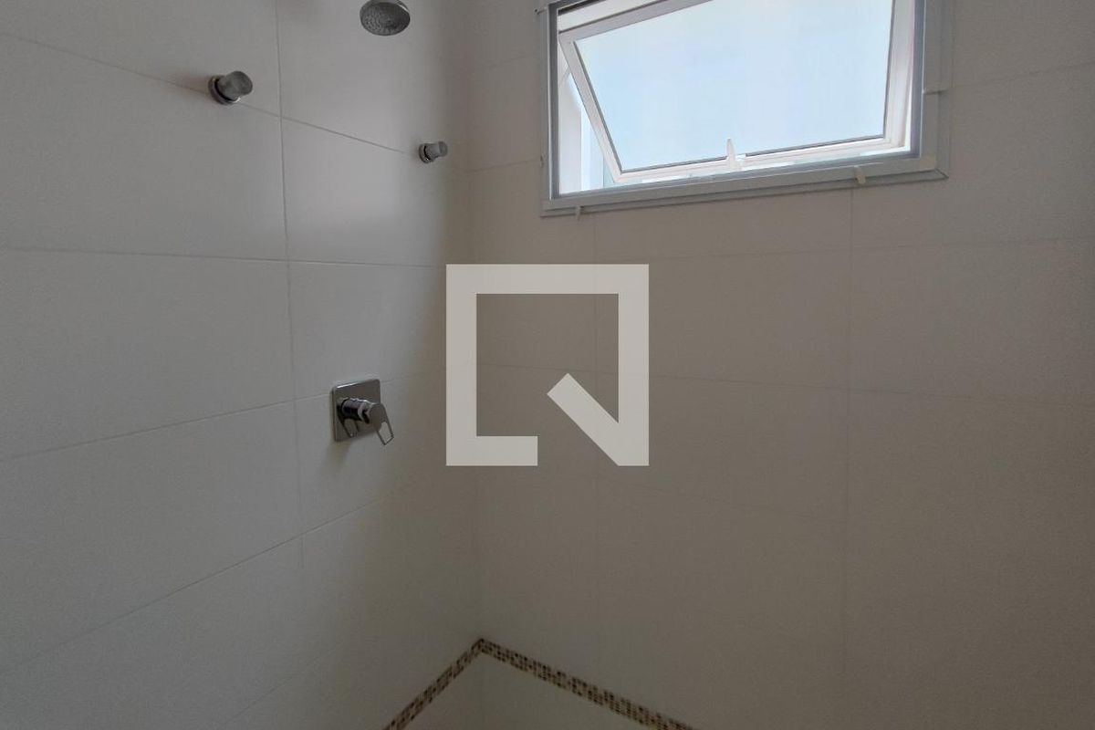 Casa à Venda - Swiss Park, 4 Quartos,  267 m2 em , Campinas - sp | SoloBR
