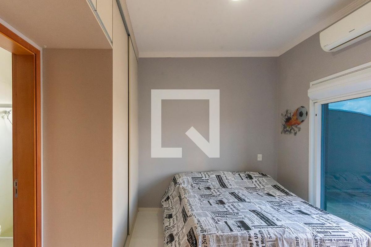 Casa à Venda - Swiss Park, 4 Quartos,  320 m2 em , Campinas - sp | SoloBR