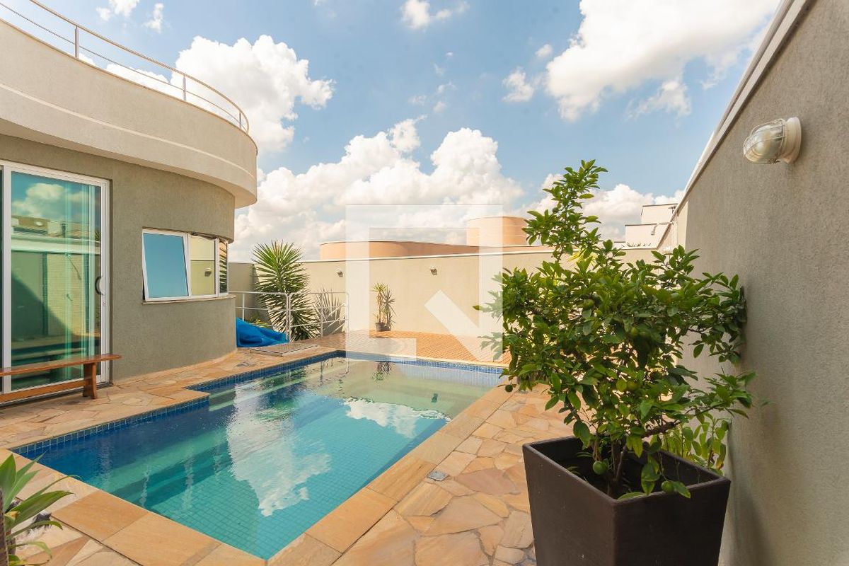 Casa à Venda - Swiss Park, 4 Quartos,  320 m2 em , Campinas - sp | SoloBR