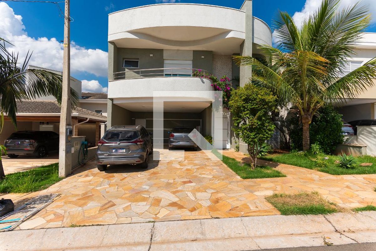 Casa à Venda - Swiss Park, 4 Quartos,  320 m2 em , Campinas - sp | SoloBR
