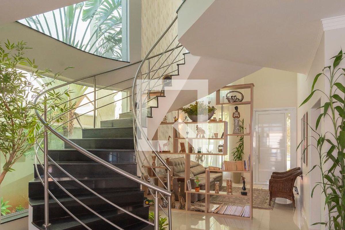 Casa à Venda - Swiss Park, 4 Quartos,  320 m2 em , Campinas - sp | SoloBR