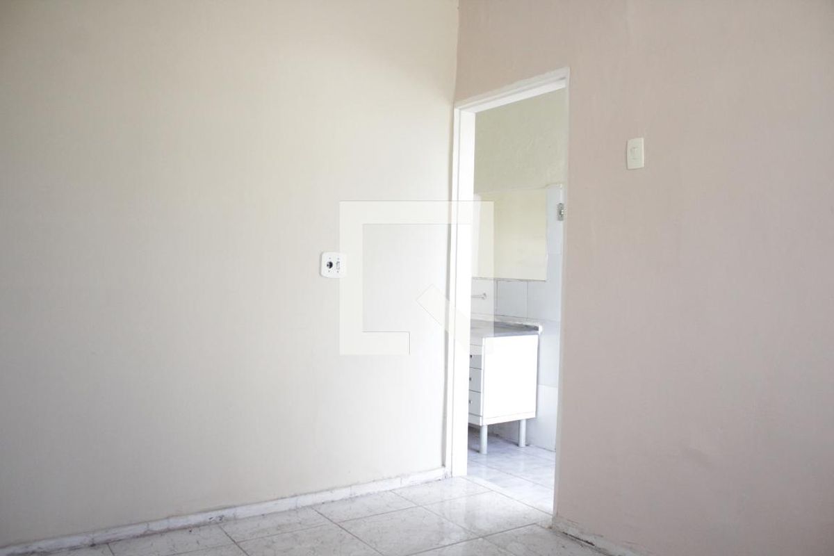Casa, 1 quarto, 300 m² - Foto 6