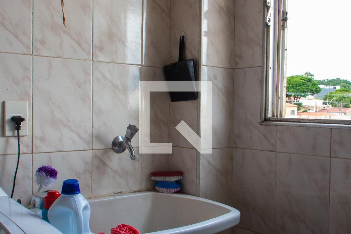Apartamento à Venda - Jardim Flamboyant, 2 Quartos,  65 m2 em , Campinas - sp | SoloBR