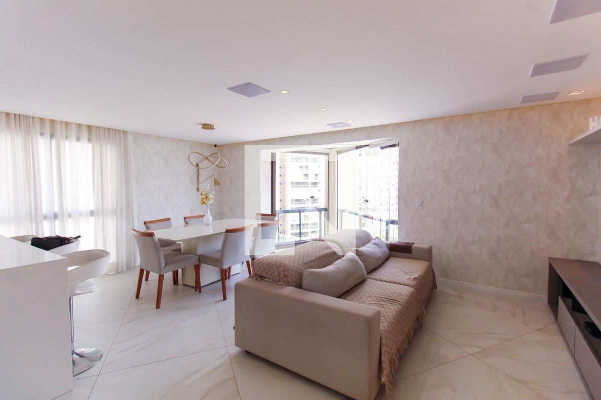 Apartamento, 3 quartos, 156 m² - Foto 1