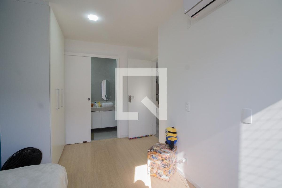Casa, 4 quartos, 254 m² - Foto 48