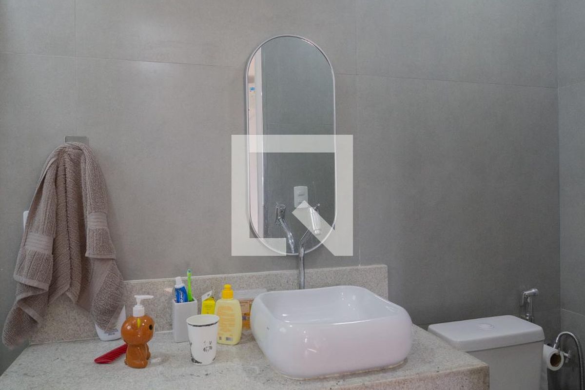 Casa, 4 quartos, 254 m² - Foto 54
