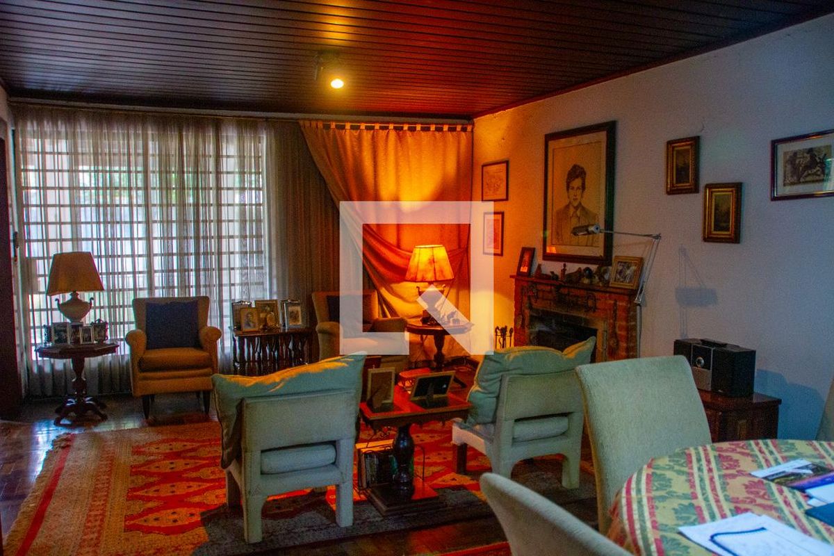 Casa, 5 quartos, 155 m² - Foto 2