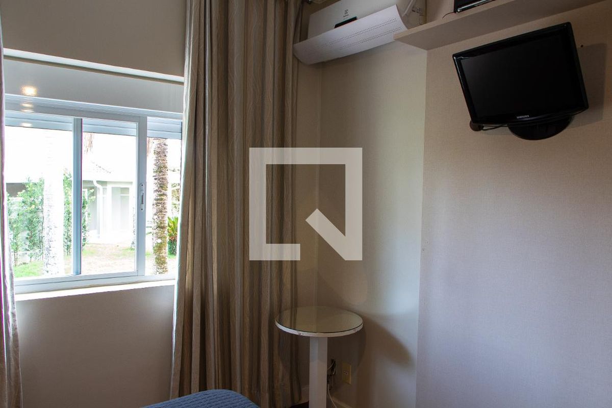 Casa à Venda - Centro, 4 Quartos,  422 m2 em , Campinas - sp | SoloBR