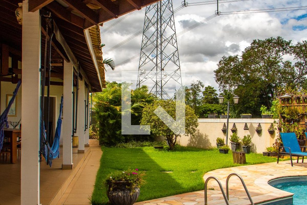 Casa à Venda - Centro, 4 Quartos,  422 m2 em , Campinas - sp | SoloBR