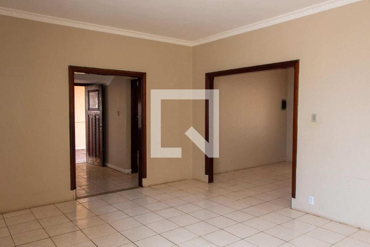 Casa à Venda - Guanabara, 5 Quartos,  561 m2 em , Campinas - sp | SoloBR