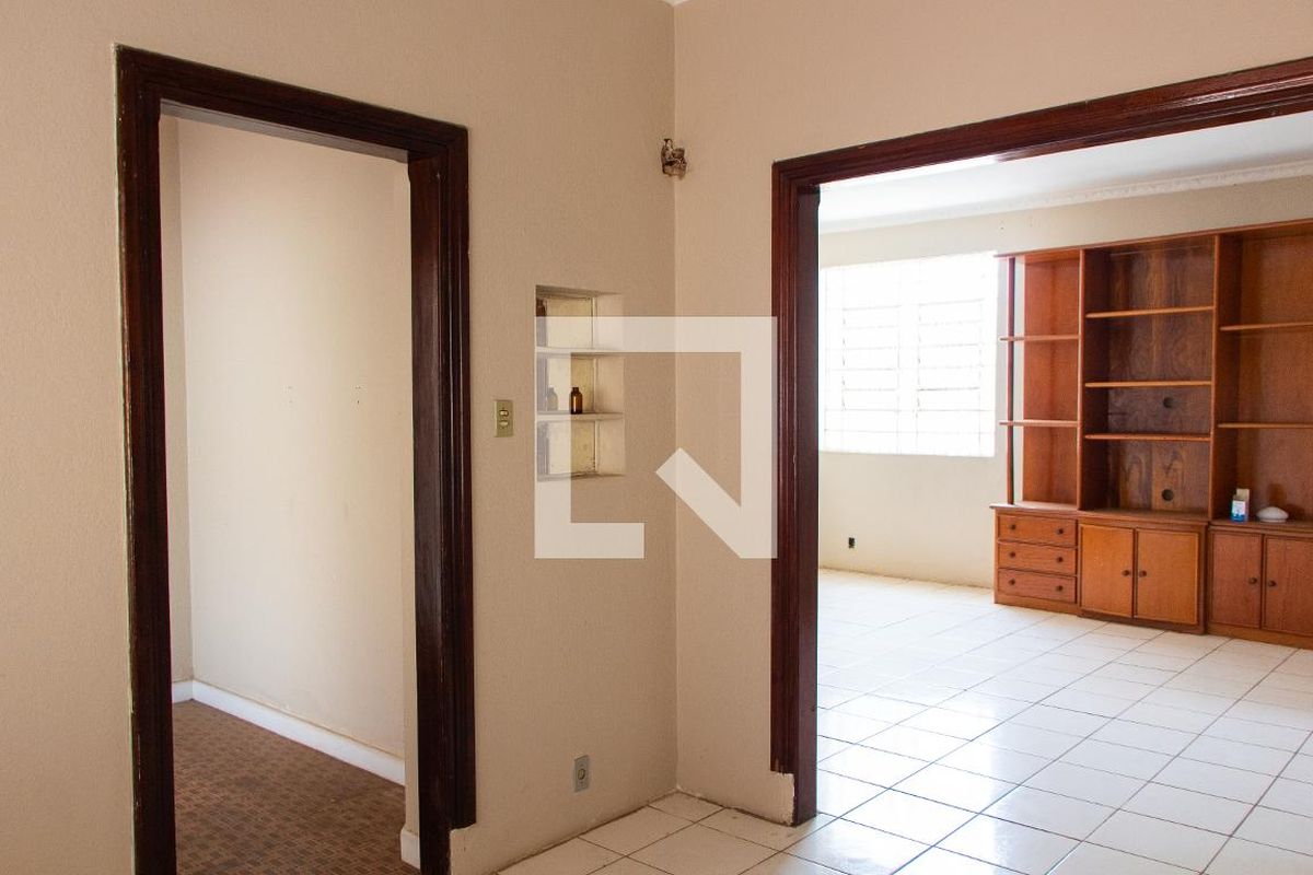 Casa à Venda - Guanabara, 5 Quartos,  561 m2 em , Campinas - sp | SoloBR