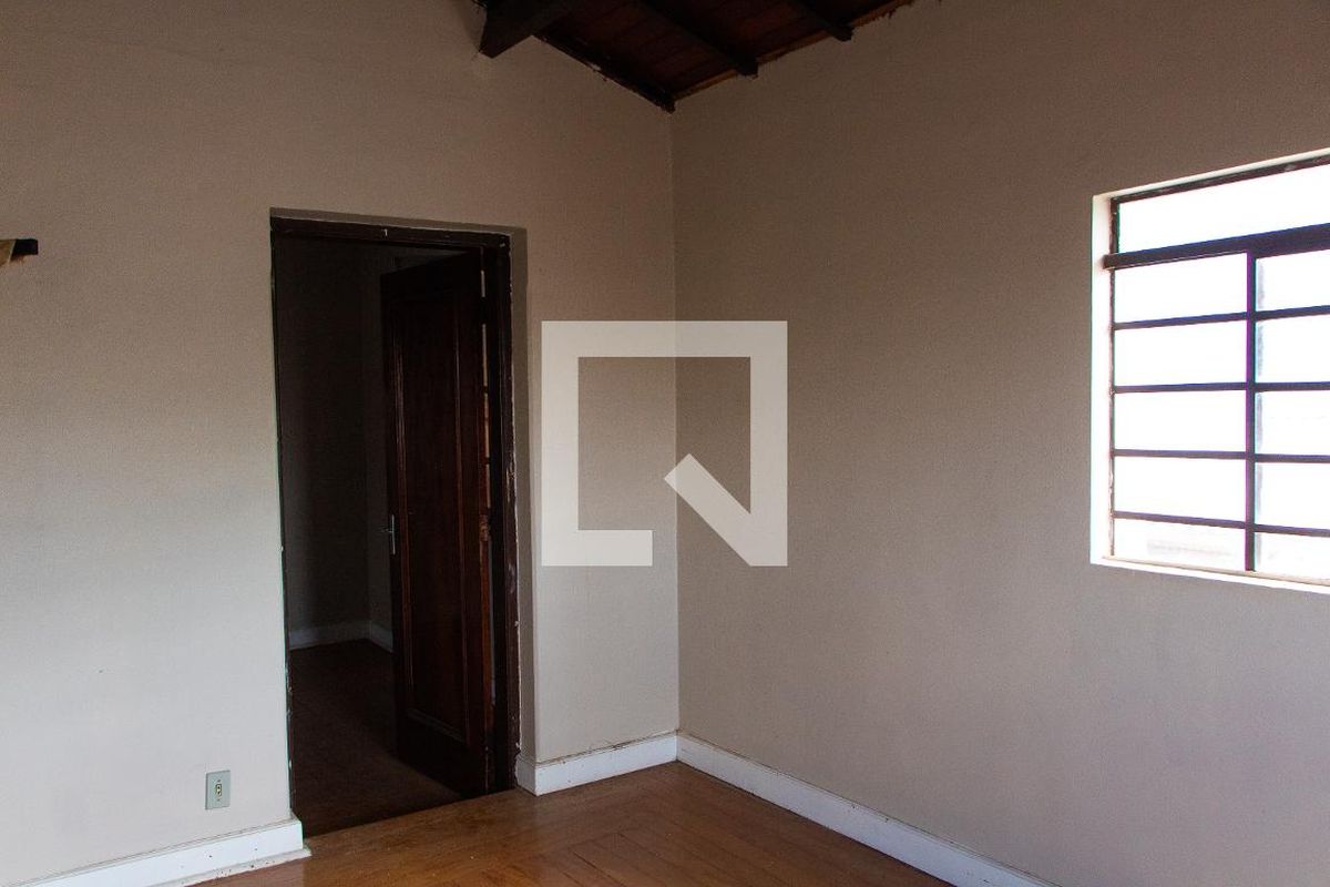 Casa à Venda - Guanabara, 5 Quartos,  561 m2 em , Campinas - sp | SoloBR