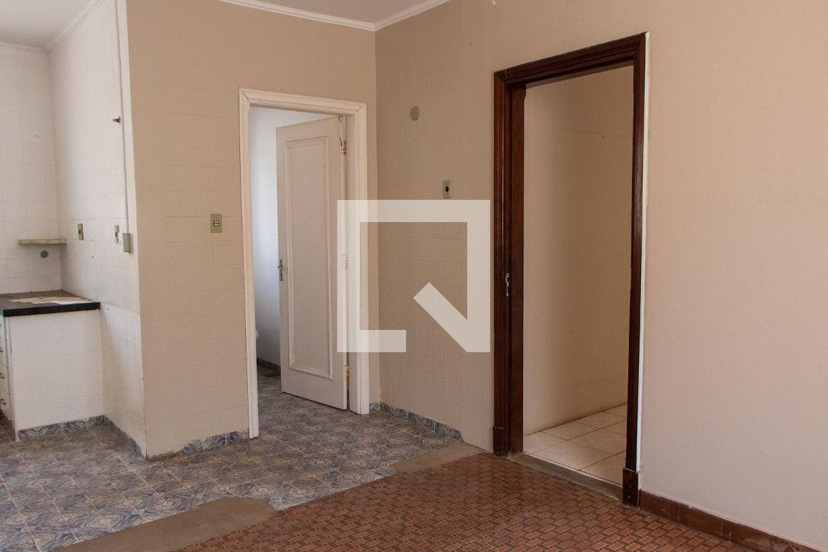 Casa à Venda - Guanabara, 5 Quartos,  561 m2 em , Campinas - sp | SoloBR
