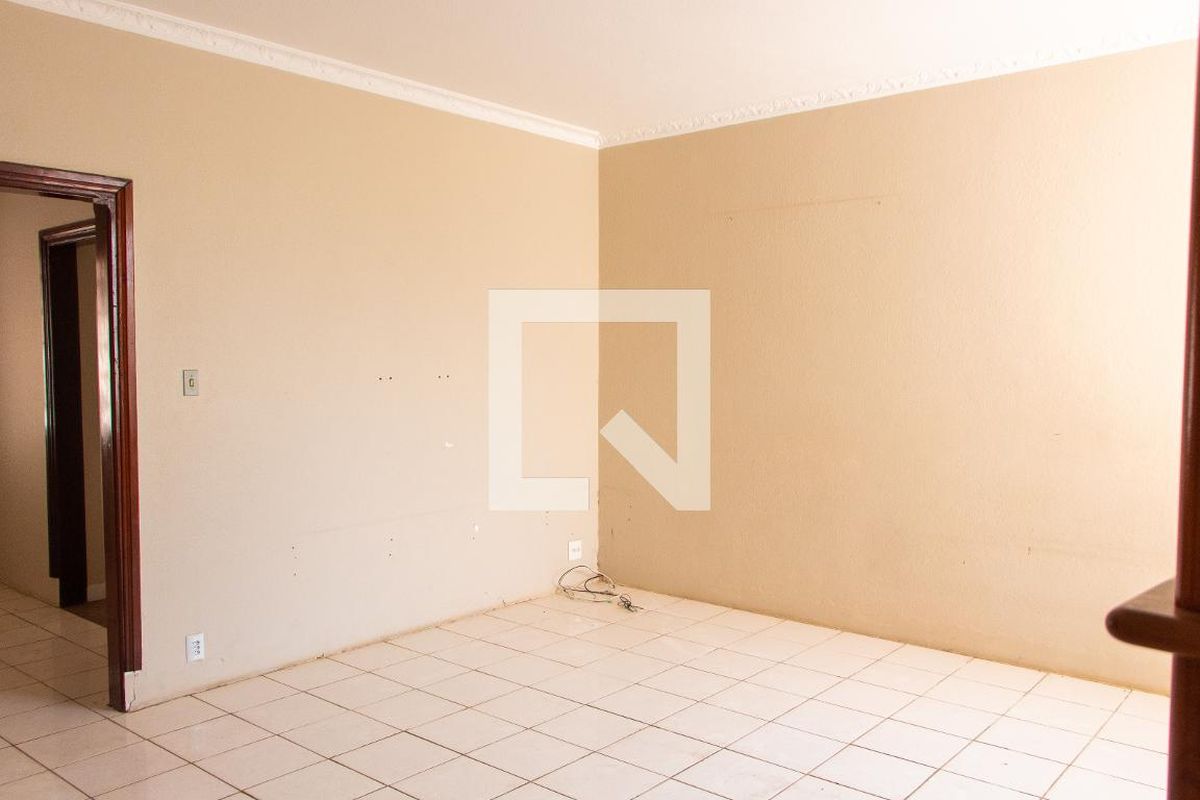 Casa à Venda - Guanabara, 5 Quartos,  561 m2 em , Campinas - sp | SoloBR