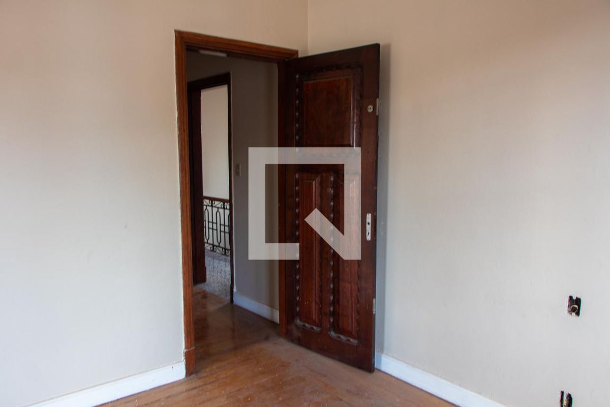 Casa à Venda - Guanabara, 5 Quartos,  561 m2 em , Campinas - sp | SoloBR