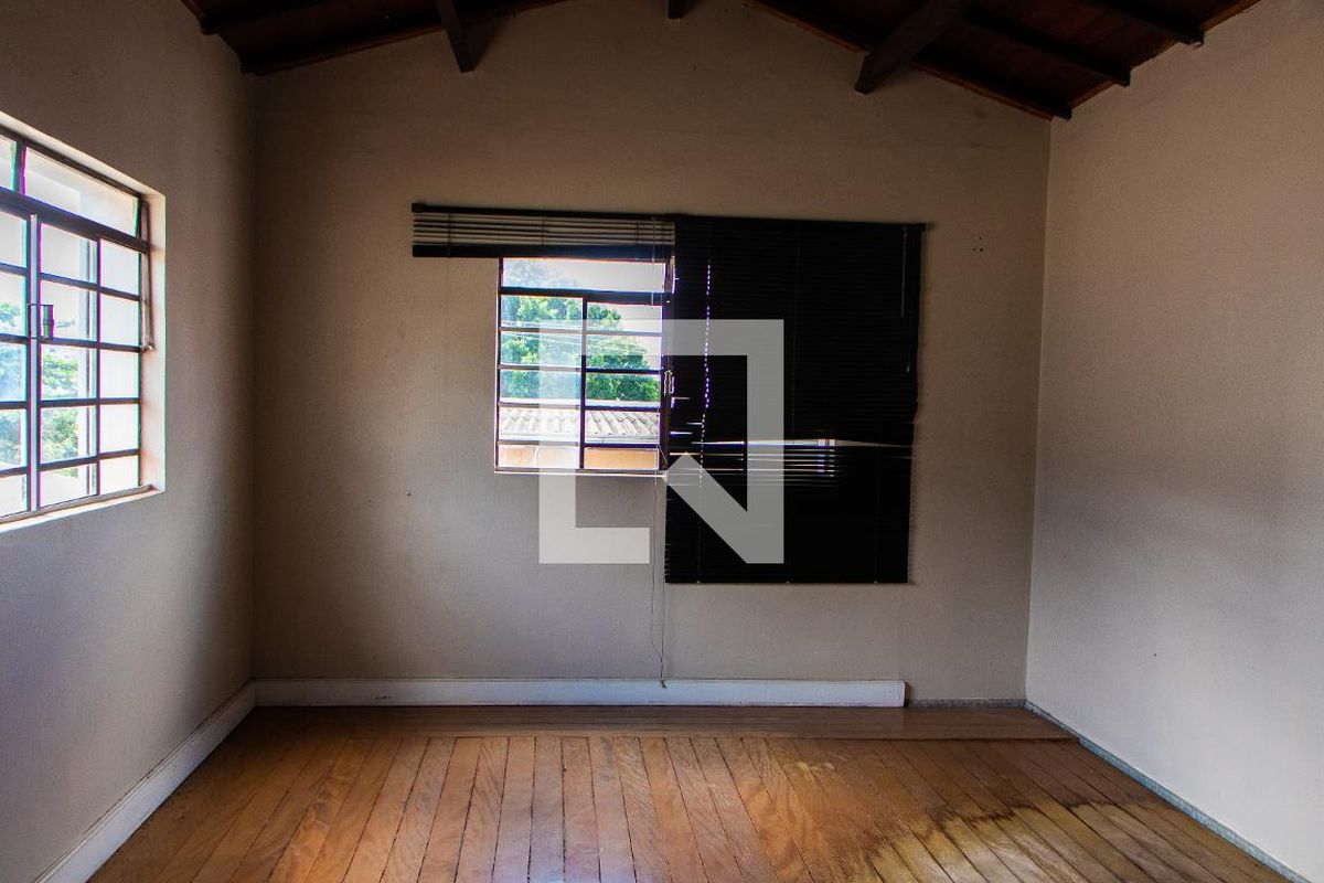 Casa à Venda - Guanabara, 5 Quartos,  561 m2 em , Campinas - sp | SoloBR