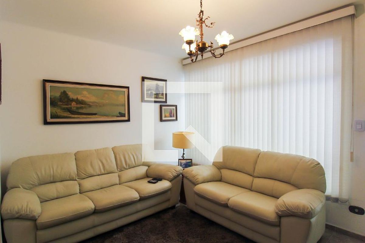 Casa, 3 quartos, 158 m² - Foto 2