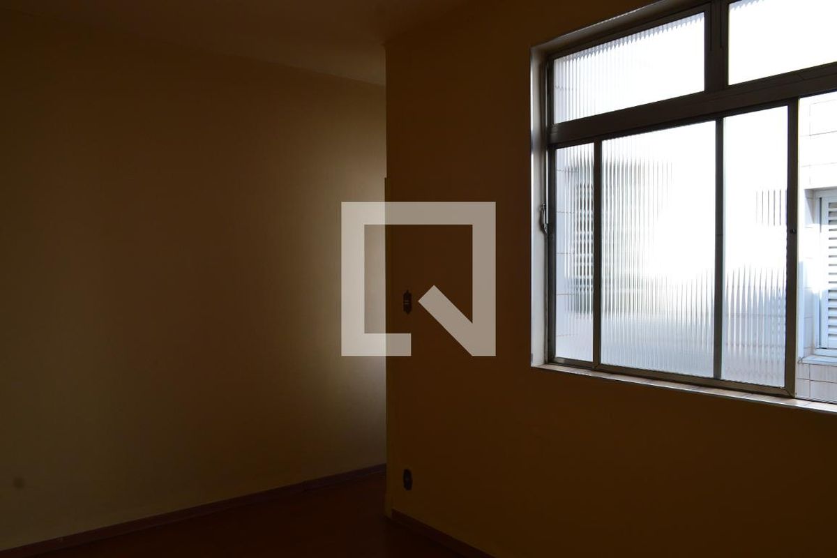 Apartamento, 2 quartos, 66 m² - Foto 4