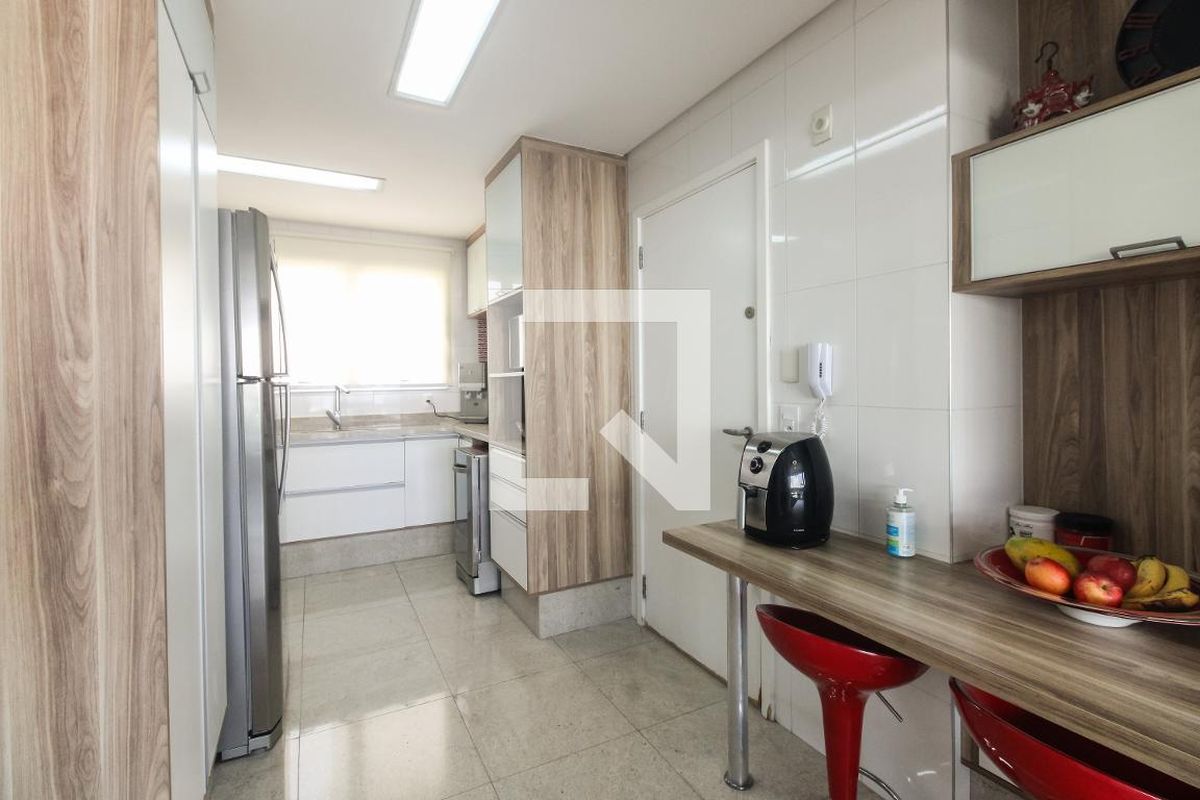 Apartamento, 3 quartos, 158 m² - Foto 46