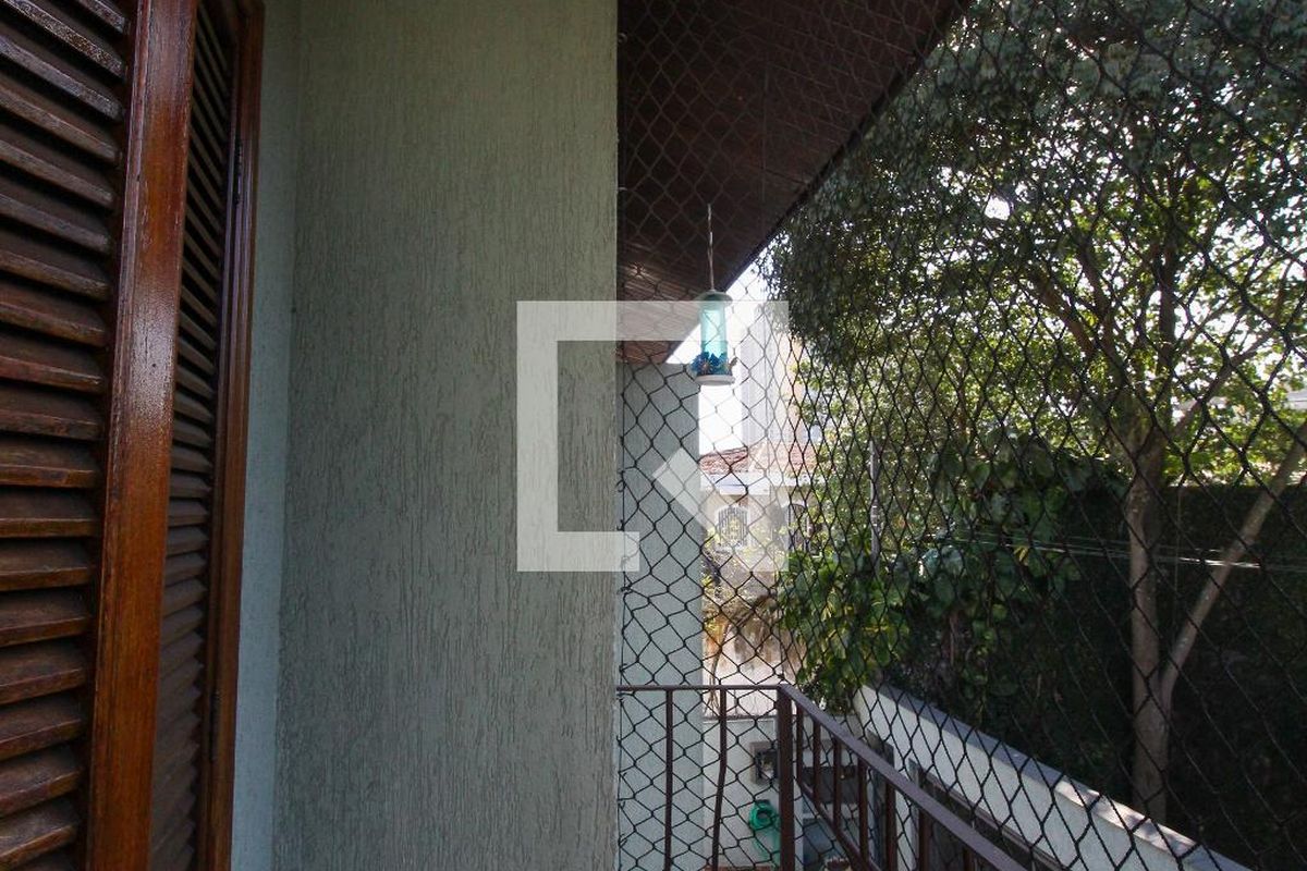 Casa, 4 quartos, 300 m² - Foto 47
