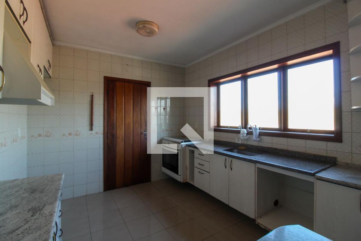 Casa, 4 quartos, 300 m² - Foto 83