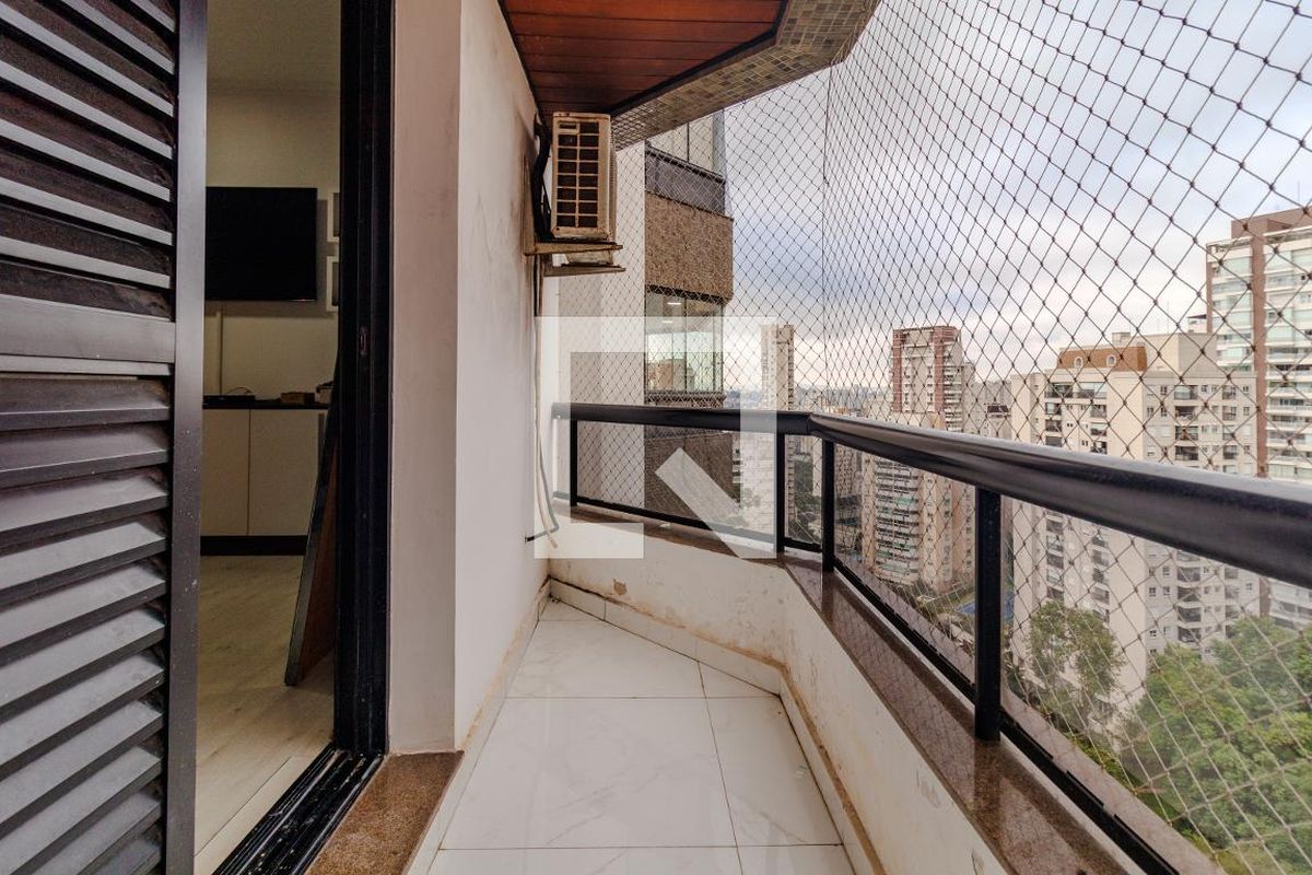 Apartamento, 3 quartos, 220 m² - Foto 38