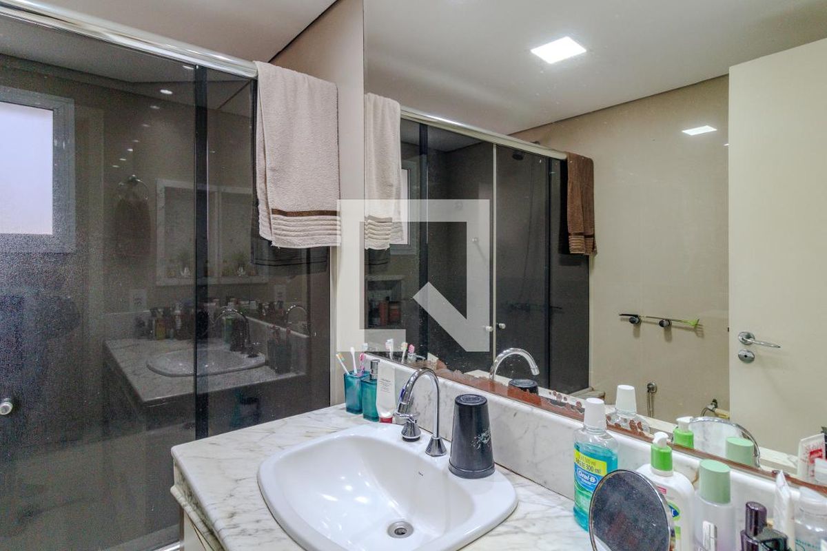 Apartamento, 3 quartos, 220 m² - Foto 54
