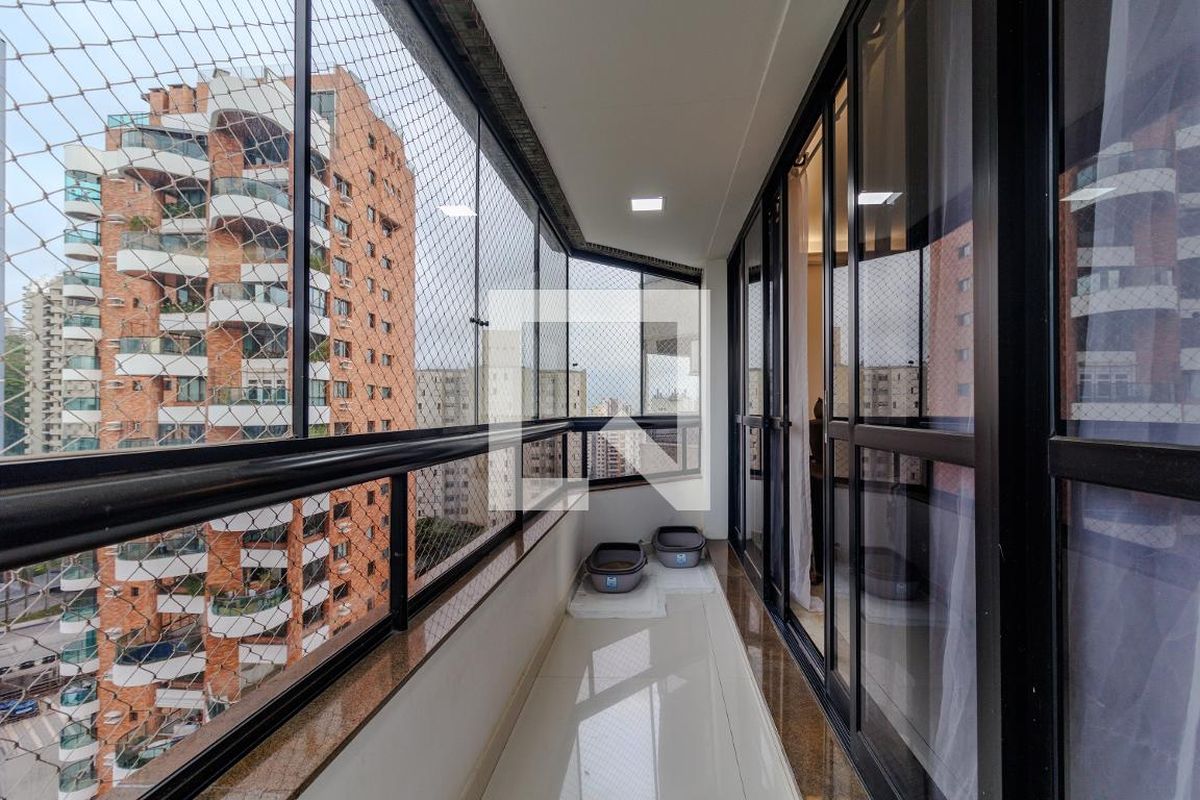Apartamento, 3 quartos, 220 m² - Foto 18