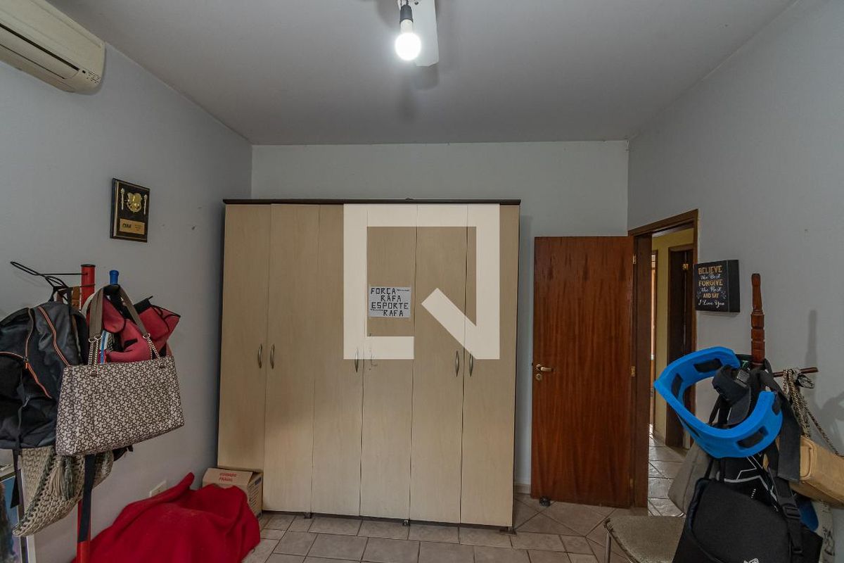 Casa à Venda - Jardim Chapadão, 3 Quartos,  363 m2 em , Campinas - sp | SoloBR