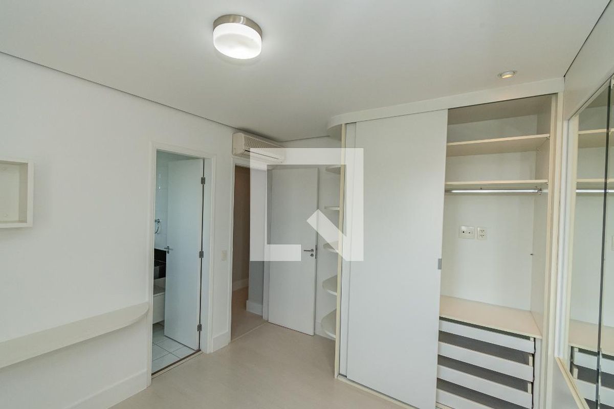 Apartamento à Venda - Vila Brandina, 3 Quartos,  260 m2 em , Campinas - sp | SoloBR
