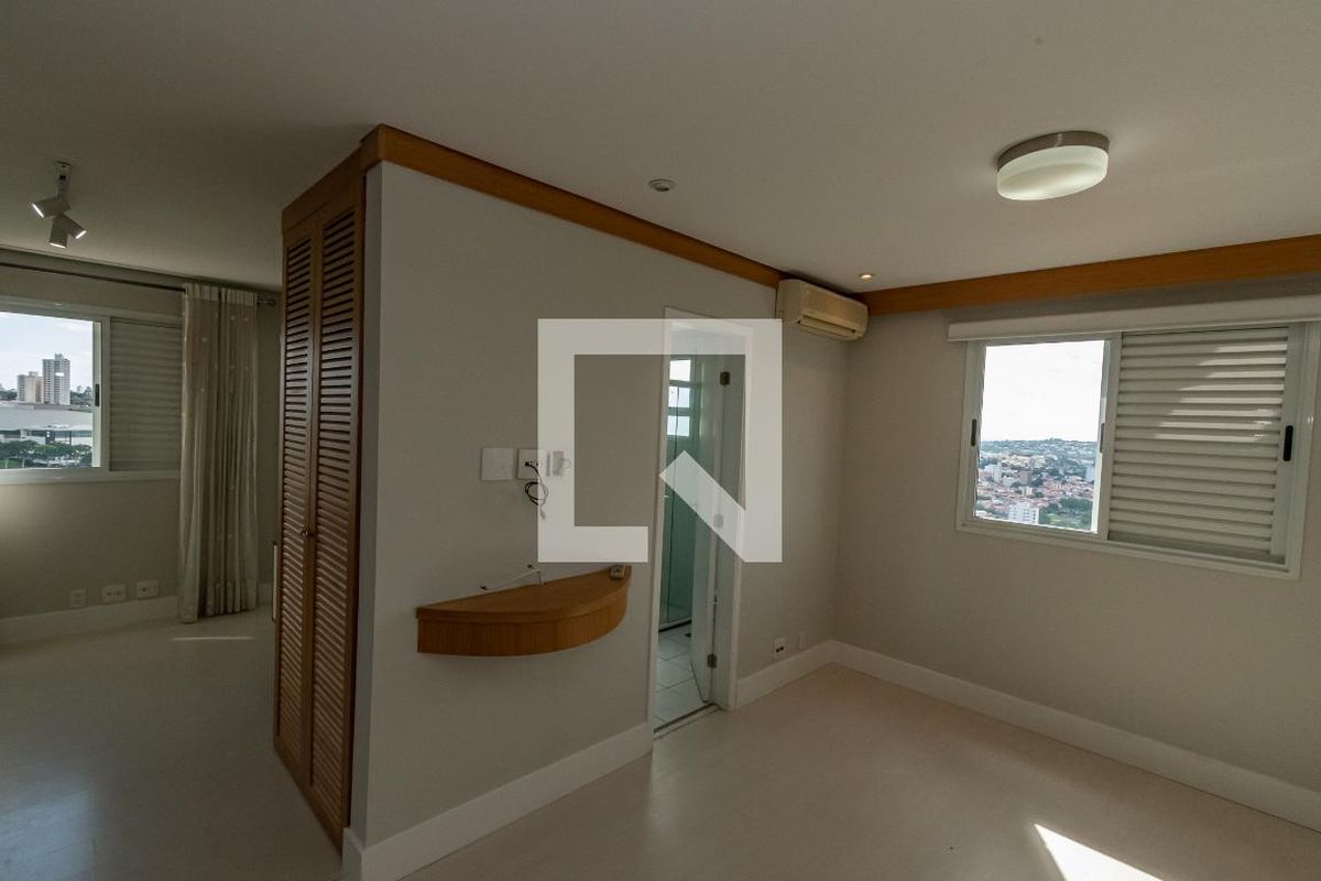 Apartamento à Venda - Vila Brandina, 3 Quartos,  260 m2 em , Campinas - sp | SoloBR
