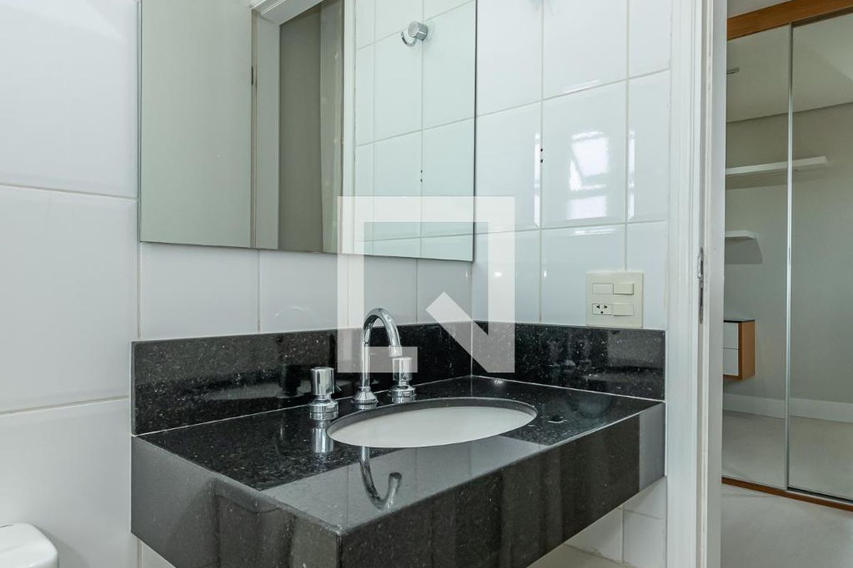 Apartamento à Venda - Vila Brandina, 3 Quartos,  260 m2 em , Campinas - sp | SoloBR