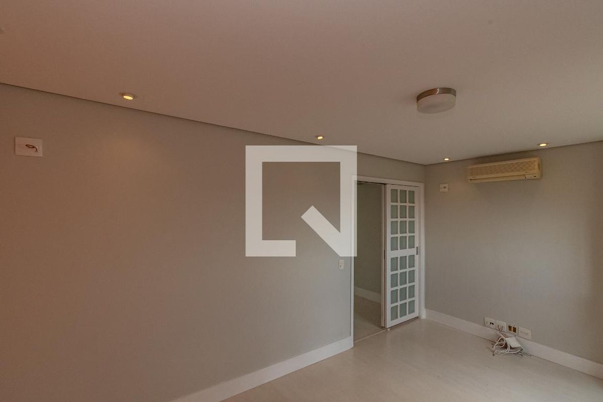 Apartamento à Venda - Vila Brandina, 3 Quartos,  260 m2 em , Campinas - sp | SoloBR