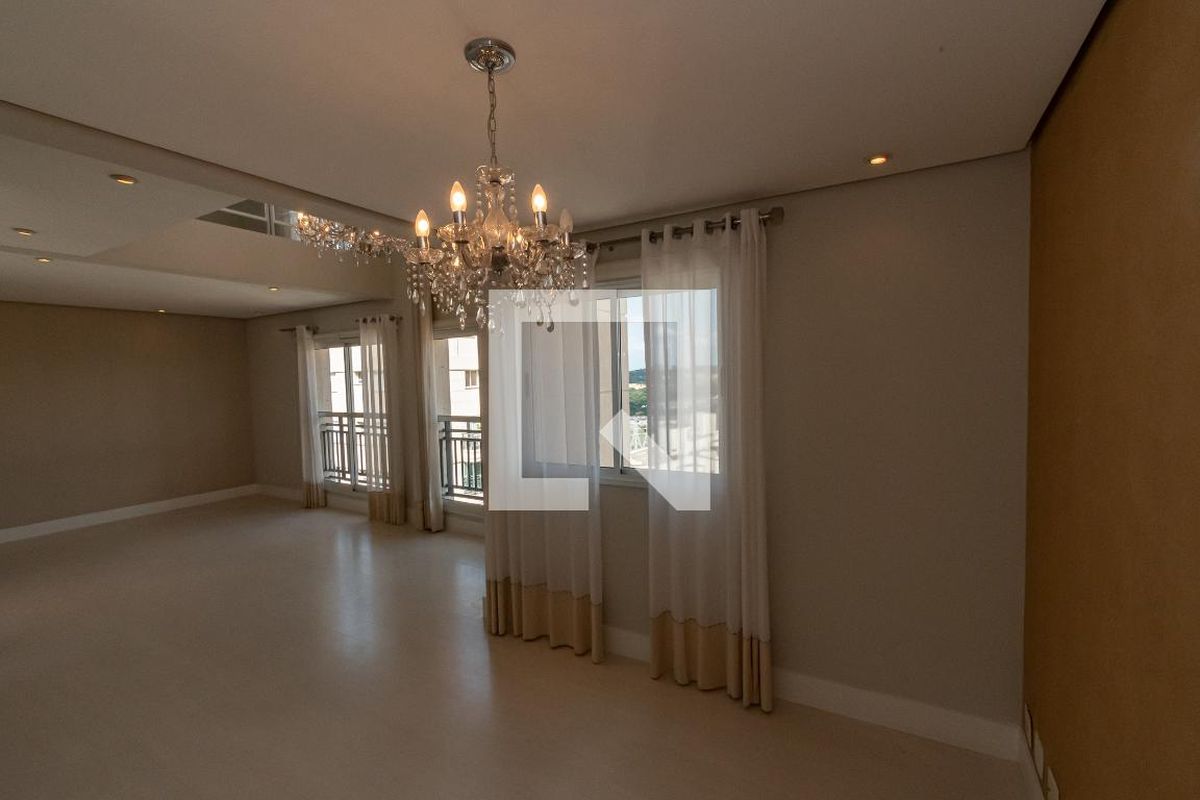 Apartamento à Venda - Vila Brandina, 3 Quartos,  260 m2 em , Campinas - sp | SoloBR