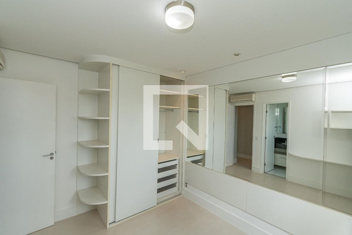 Apartamento à Venda - Vila Brandina, 3 Quartos,  260 m2 em , Campinas - sp | SoloBR