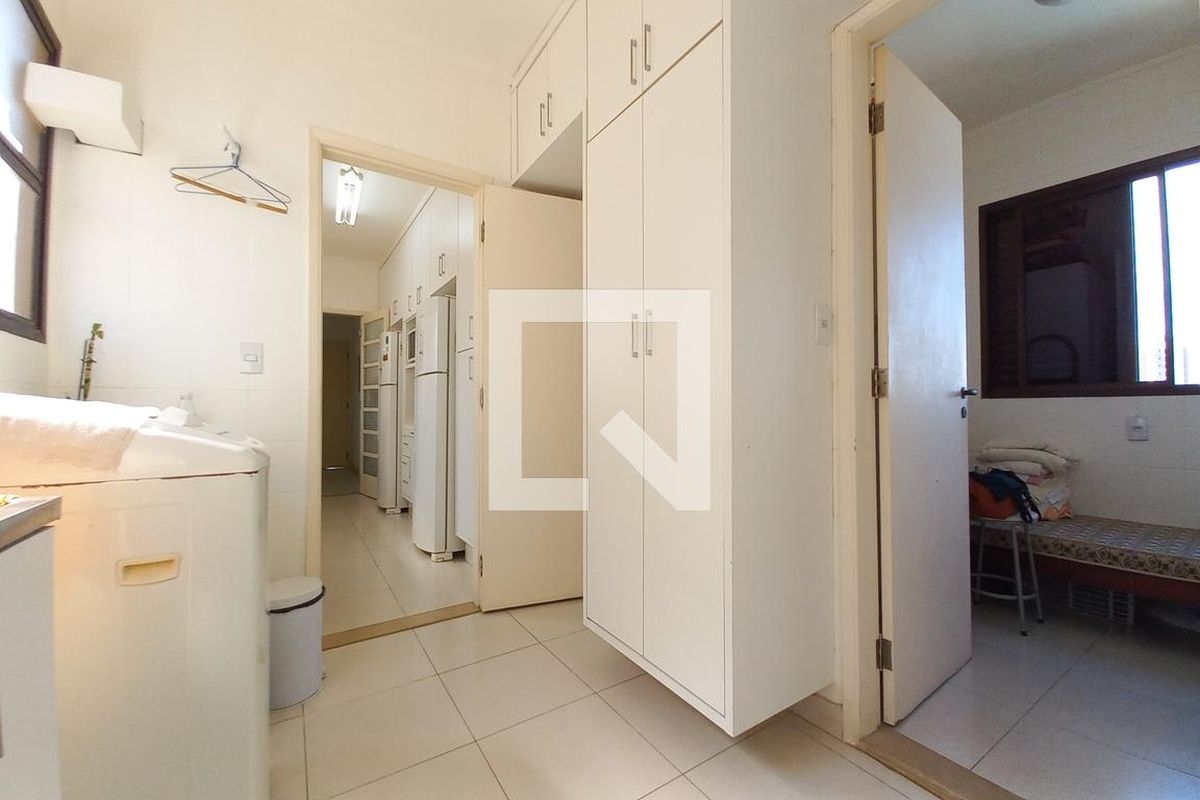 Apartamento à Venda - Cambuí, 8 Quartos,  434 m2 em , Campinas - sp | SoloBR