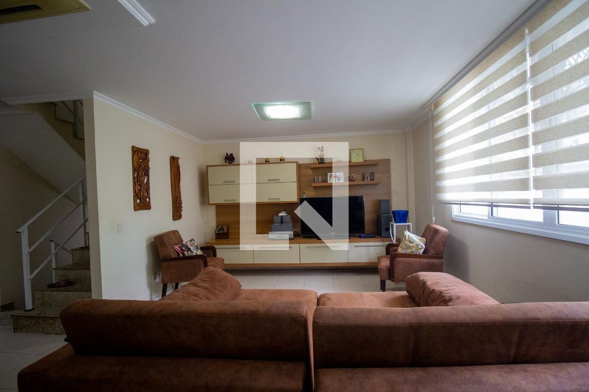 Casa, 3 quartos, 174 m² - Foto 4