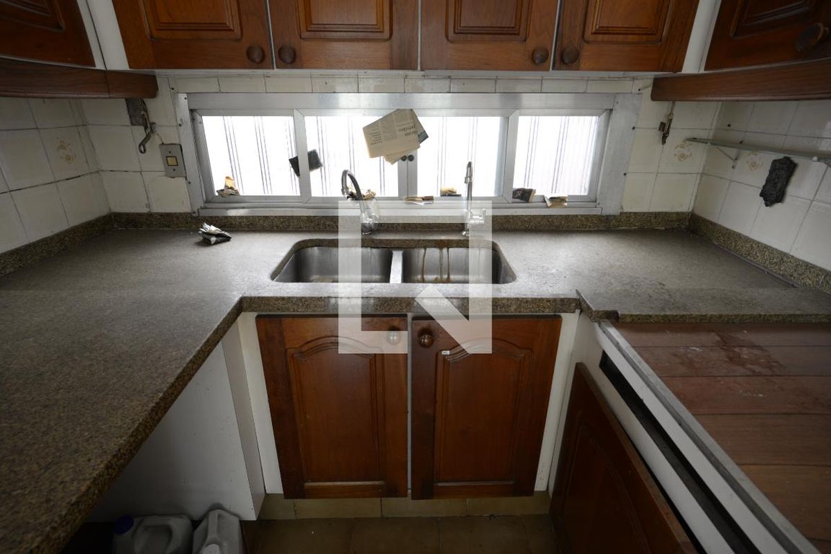 Casa, 3 quartos, 276 m² - Foto 36