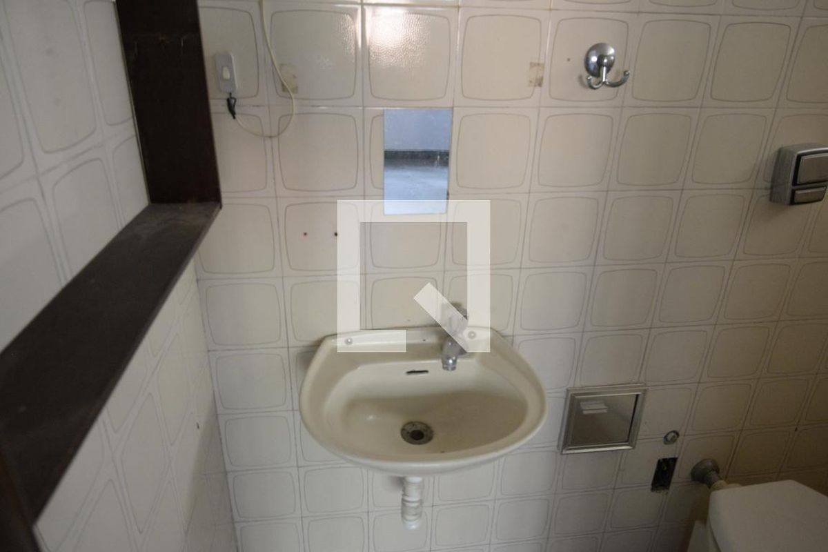 Casa, 3 quartos, 276 m² - Foto 23